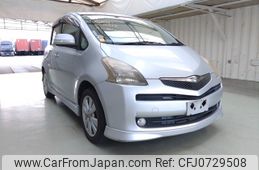 toyota ractis 2005 ENHANCEAUTO_1_ea294408