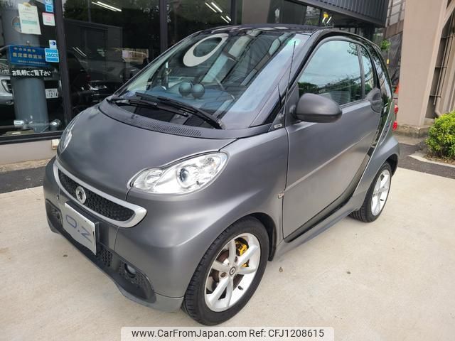 smart fortwo-coupe 2013 quick_quick_451332_WME4513322K677721 image 2