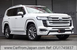 toyota land-cruiser 2024 CFJ1745837