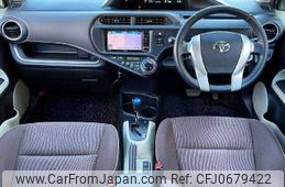 toyota aqua 2013 504928-927336