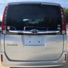 toyota esquire 2017 505059-230930124358 image 26
