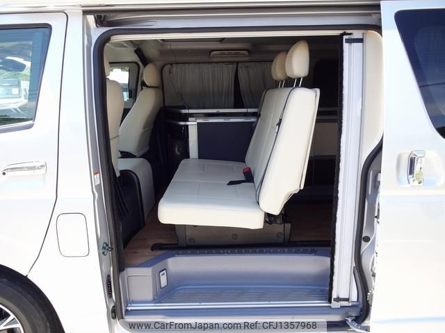 toyota hiace-van 2020 GOO_JP_700050416230250629002 image 1