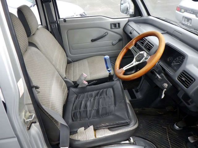 1992 Honda Acty Van V-HH4 4WD - Car Price $2,100