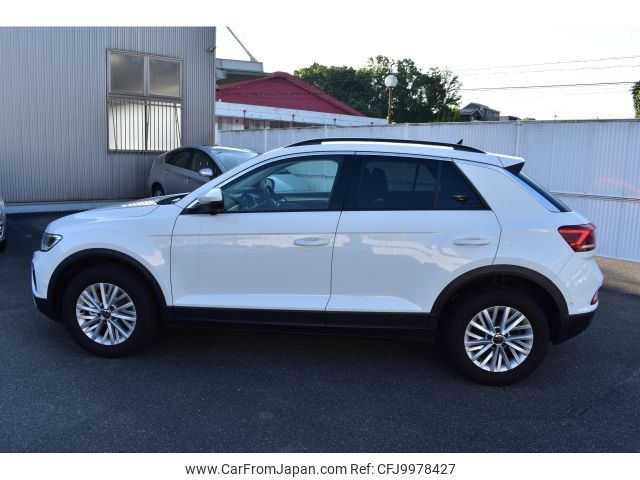 volkswagen volkswagen-others 2023 -VOLKSWAGEN--VW T-Roc 3BA-A1DPC--WVGZZZA1ZPV528622---VOLKSWAGEN--VW T-Roc 3BA-A1DPC--WVGZZZA1ZPV528622- image 2