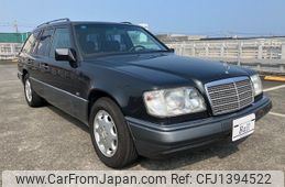 mercedes-benz e-class-station-wagon 1994 -MERCEDES-BENZ 【静岡 301ﾀ8967】--Benz E Class Wagon 124092--1F284227---MERCEDES-BENZ 【静岡 301ﾀ8967】--Benz E Class Wagon 124092--1F284227-