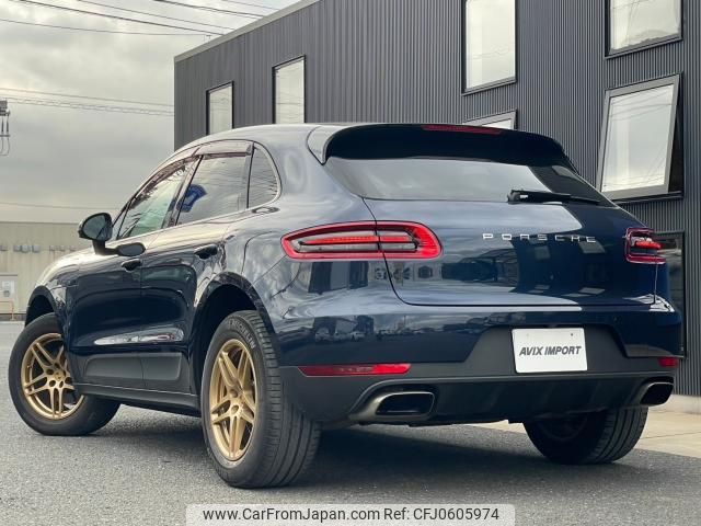 porsche macan 2017 quick_quick_J1H1_WP1ZZZ95ZHLB08071 image 2