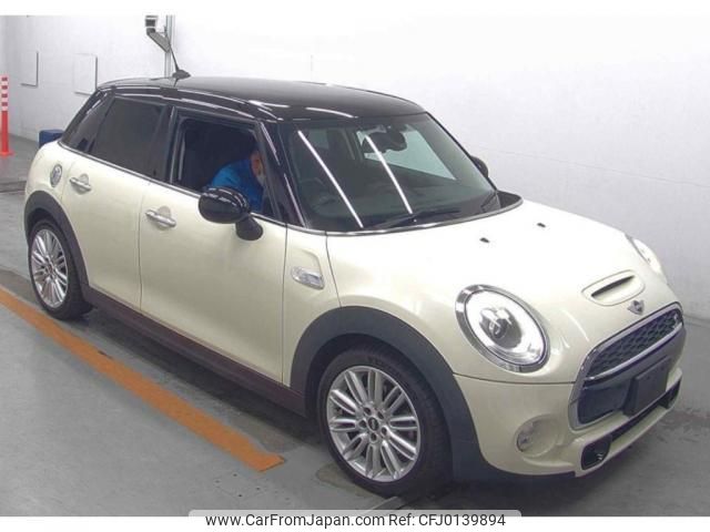 mini mini-others 2017 quick_quick_DBA-XS20_WMWXS720602E45894 image 2