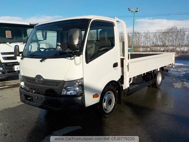 hino dutro 2015 GOO_NET_EXCHANGE_0302503A30250220W001 image 1