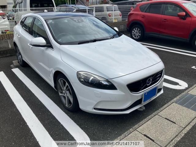 volvo v40 2016 -VOLVO--Volvo V40 LDA-MD4204T--YV1MVA8RDG2329874---VOLVO--Volvo V40 LDA-MD4204T--YV1MVA8RDG2329874- image 1