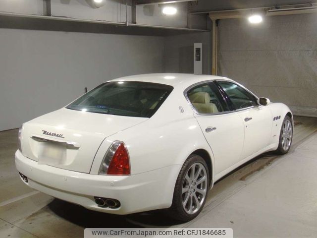 maserati quattroporte 2005 CFJ1846685 image 2