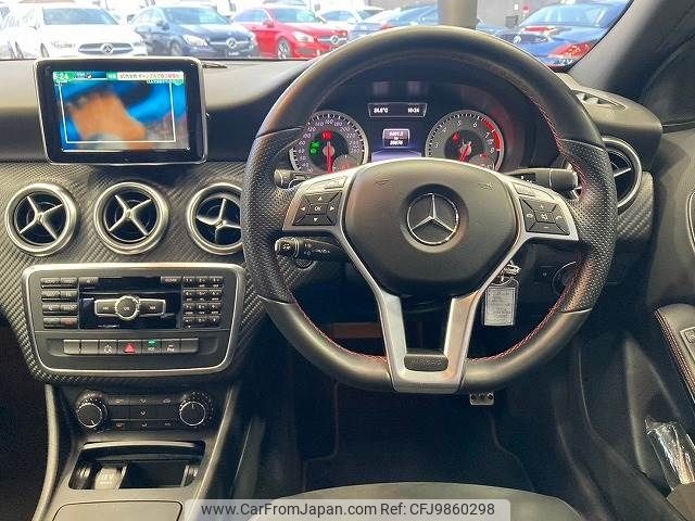 mercedes-benz a-class 2013 -MERCEDES-BENZ--Benz A Class DBA-176042--WDD1760422J134549---MERCEDES-BENZ--Benz A Class DBA-176042--WDD1760422J134549- image 2