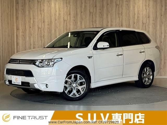 mitsubishi outlander-phev 2013 -MITSUBISHI--Outlander PHEV DLA-GG2W--GG2W-0007349---MITSUBISHI--Outlander PHEV DLA-GG2W--GG2W-0007349- image 1