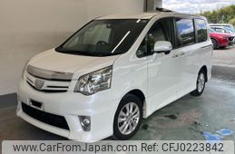 toyota noah 2012 -TOYOTA--Noah ZRR70W-0490562---TOYOTA--Noah ZRR70W-0490562-