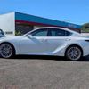 lexus is 2020 CFJ1825720 image 8