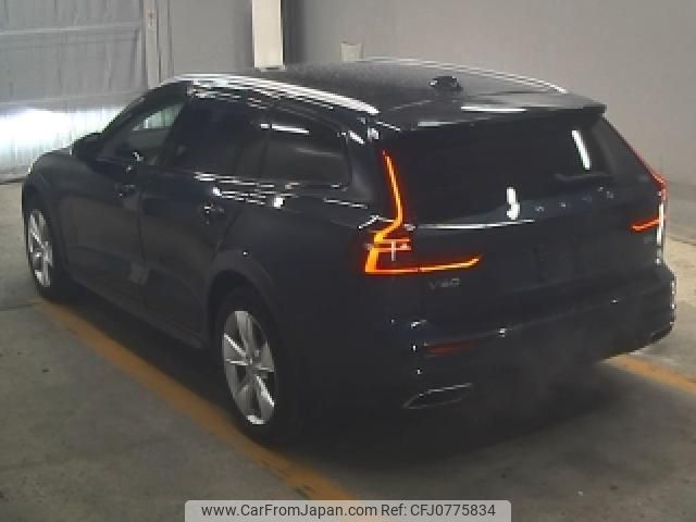 volvo v60 2022 quick_quick_5AA-ZB420TM_YV1ZZL1MCN1093474 image 2