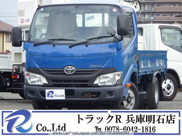 toyota dyna-truck 2017 GOO_NET_EXCHANGE_0704331A30240803W002 image 1