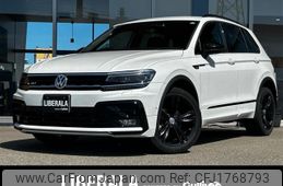 volkswagen tiguan 2018 CFJ1768793