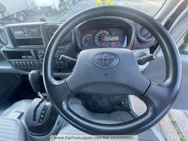 toyota toyoace 2018 GOO_NET_EXCHANGE_0507057A30240616W011 image 2