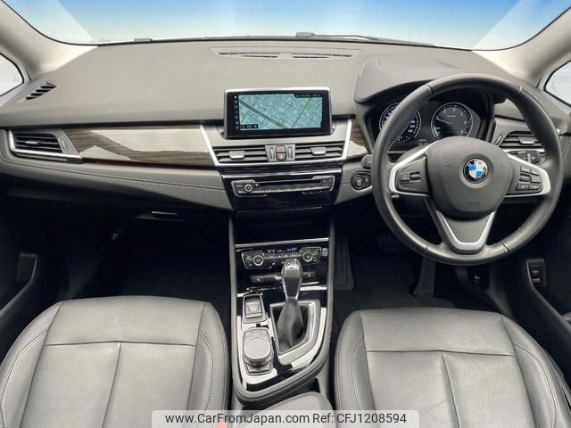 bmw 2-series 2018 quick_quick_2E20_WBA7P120X0EH83022 image 2