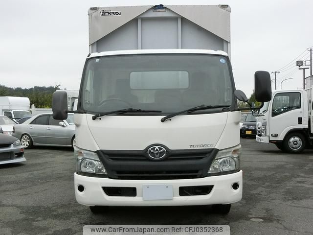 toyota toyoace 2012 GOO_NET_EXCHANGE_0504302A30241021W001 image 2