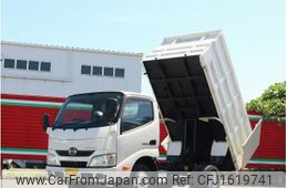 hino dutro 2012 CFJ1619741
