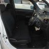toyota bb 2006 CFJ7836601 image 9