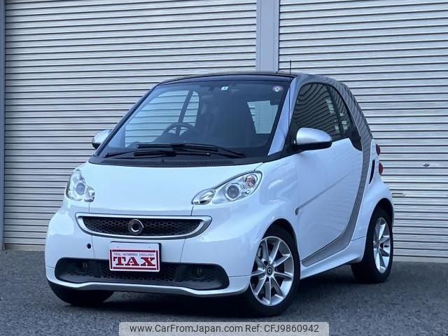 smart fortwo-coupe 2013 quick_quick_451380_WME4513802K628358 image 1