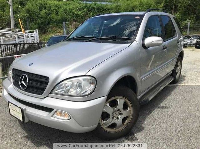 mercedes-benz m-class 2002 191219150841 image 2