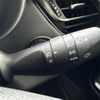 toyota c-hr 2018 quick_quick_DAA-ZYX10_ZYX10-2141683 image 15