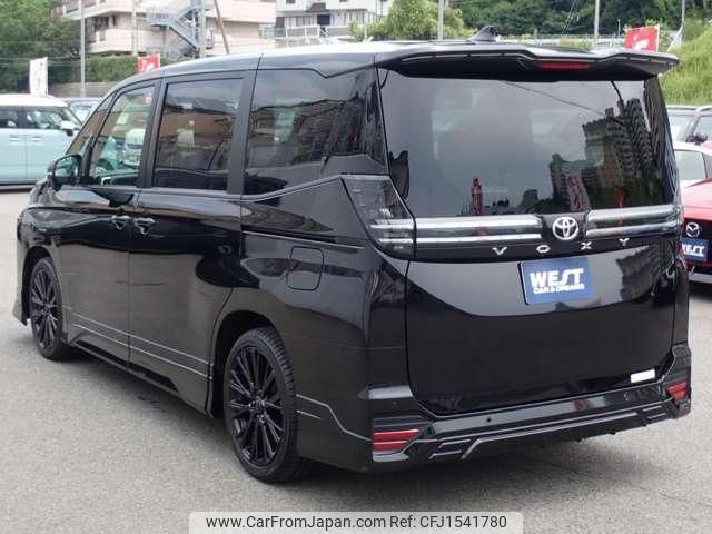 toyota voxy 2024 CFJ1541780 image 2