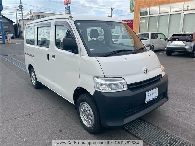 toyota townace-van 2023 CFJ1782884 image 2