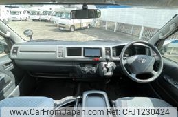 toyota hiace-commuter 2013 GOO_JP_700040407230250531003