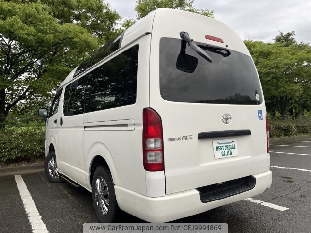 toyota hiace-van 2011 quick_quick_KDH206V_KDH206-8032780 image 2