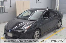 toyota prius 2018 -TOYOTA--Prius ZVW55-8057642---TOYOTA--Prius ZVW55-8057642-