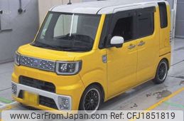 daihatsu wake 2015 CFJ1851819