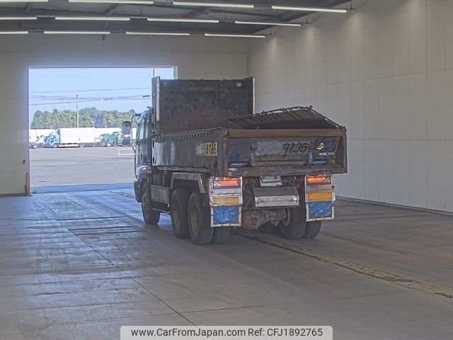 isuzu giga 2000 CFJ1892765 image 2