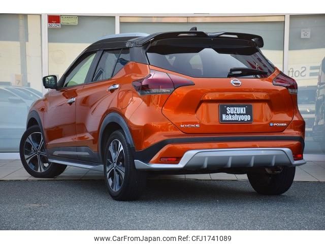 nissan kix 2021 CFJ1741089 image 2