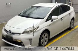 toyota prius 2013 CFJ1447044