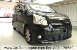 toyota noah 2008 ENHANCEAUTO_1_ea300020
