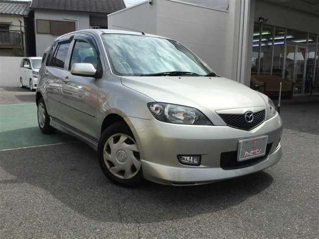mazda demio 2004 CFJ2532909 image 1
