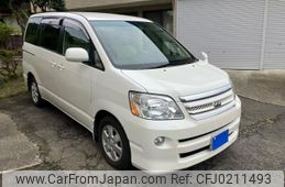 toyota noah 2005 -TOYOTA--Noah DBA-AZR60G--AZR60-0493231---TOYOTA--Noah DBA-AZR60G--AZR60-0493231-