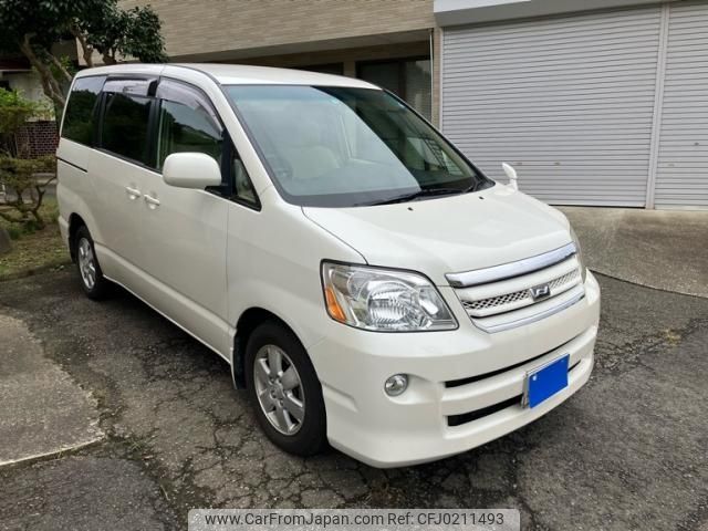 toyota noah 2005 -TOYOTA--Noah DBA-AZR60G--AZR60-0493231---TOYOTA--Noah DBA-AZR60G--AZR60-0493231- image 1