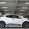 toyota c-hr 2018 quick_quick_ZYX10_ZYX10-2107080 image 19