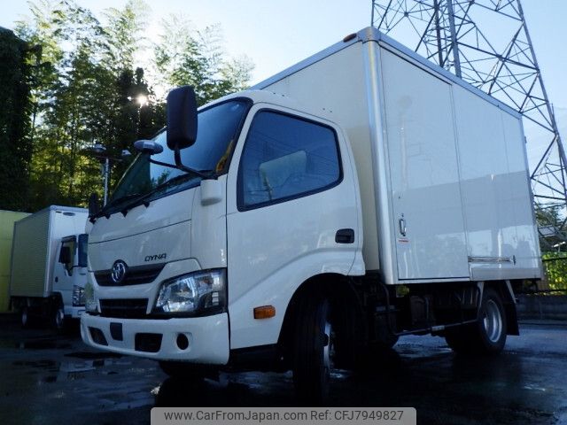 toyota dyna-truck 2017 -TOYOTA--Dyna TKG-XZU600--XZU600-0015113---TOYOTA--Dyna TKG-XZU600--XZU600-0015113- image 1