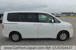 toyota noah 2009 NIKYO_PT19985