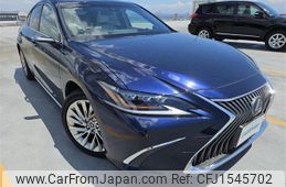 lexus es 2018 CFJ1545702