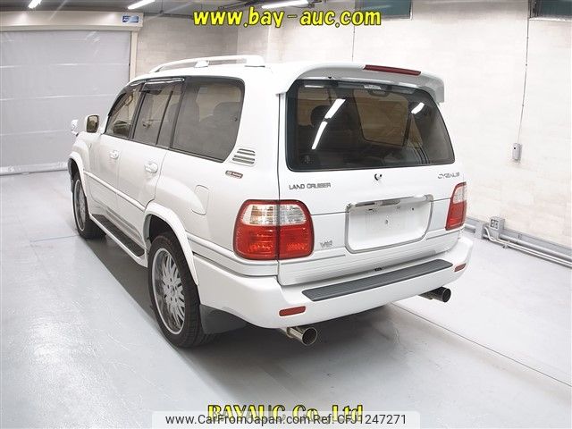 toyota land-cruiser-wagon 2002 -TOYOTA--Land Cruiser Wagon UZJ100W-UZJ1000130045---TOYOTA--Land Cruiser Wagon UZJ100W-UZJ1000130045- image 2