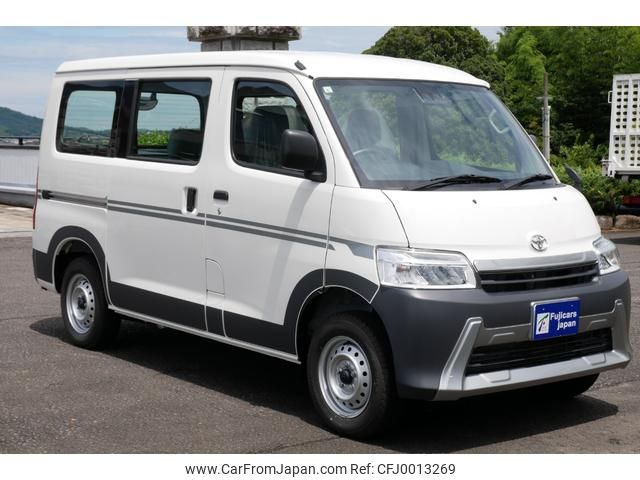 toyota townace-van 2024 GOO_JP_700070921030240717001 image 2