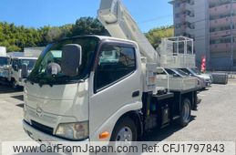 hino dutro 2013 CFJ1797843