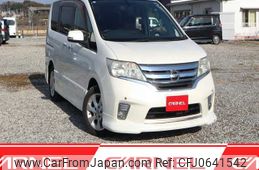 nissan serena 2011 H12160